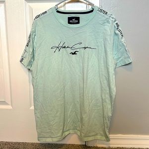 Hollister T-shirt